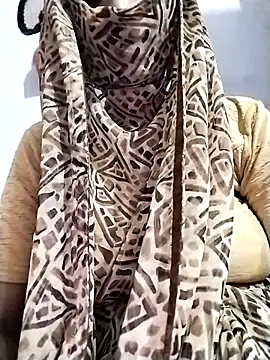 Snapshot of Soniy-Maax chatting on 04-07-26, 04:29 Soniy-Maax online show from 04-07-26, 04:29