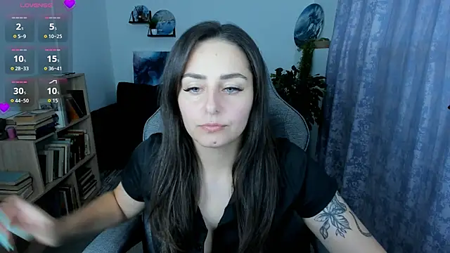 ValeriiMills online show from 06-30-26, 10:22