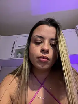 Snapshot of Patyyyy chatting on 07-02-26, 03:34 Patyyyy online show from 07-02-26, 03:34