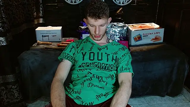 Snapshot of andrewxbi chatting on 11-11-25, 11:54 andrewxbi online show from 11-11-25, 11:54