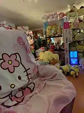 w3tkittty online show from 05-30-26, 01:03