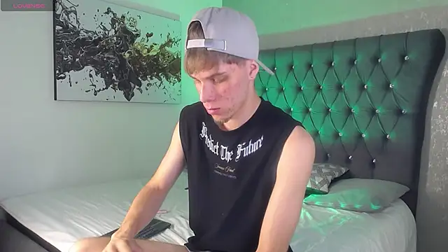 Robbin Blaze online show from 04-16-26, 04:57