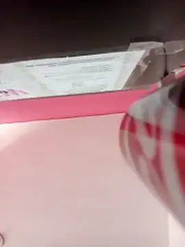 luuiss12 online show from 01-10-26, 09:41