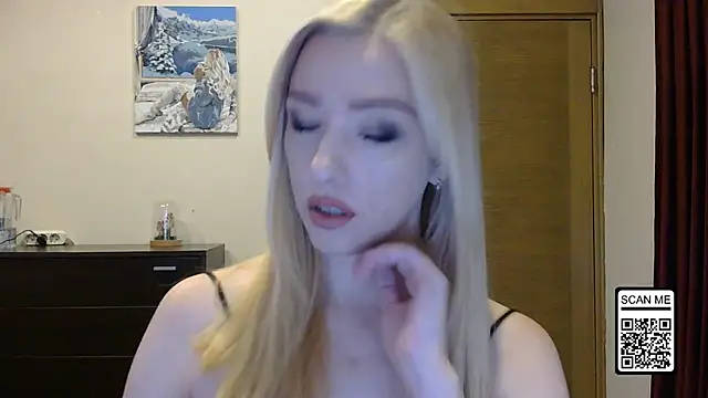 Wild Silk Desire online show from 10-05-25, 01:09