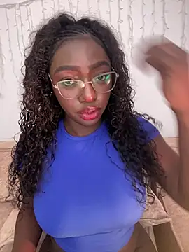 alissradiante1 online show from 01-15-26, 03:00