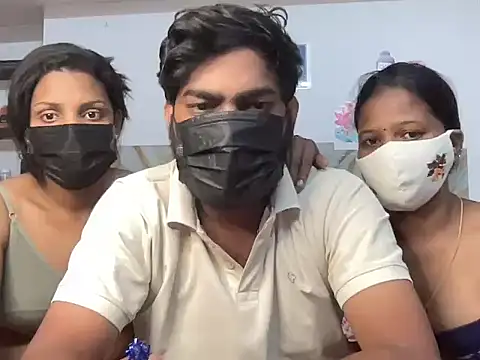 Tamil india couples  online show from 05-18-26, 05:52