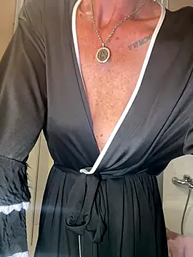 LucyLingerie78 online show from 09-24-25, 06:44