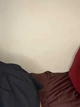 Scarlett 1819 online show from 04-18-26, 05:50