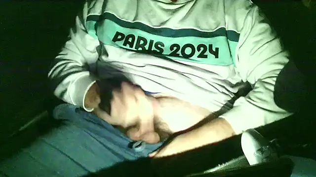 matlecoq2 online show from 10-09-25, 08:40