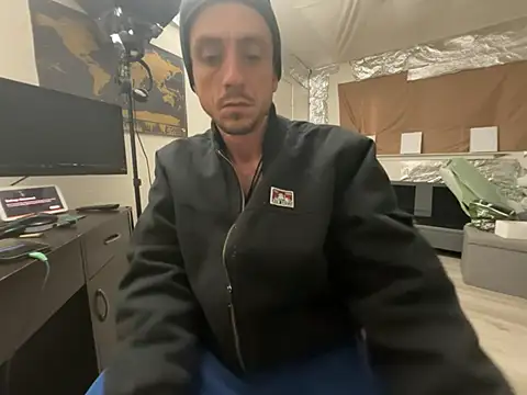 bigthingss69 online show from 06-05-26, 01:23