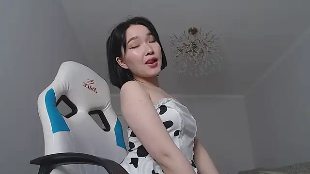 scamelia online show from 03-10-26, 06:51