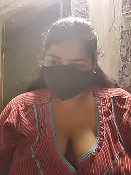 Snapshot of Liyaa_24 chatting on 06-28-26, 03:29 Liyaa 24 online show from 06-28-26, 03:29