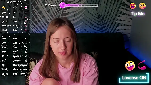 Snapshot of ChristyCrayme chatting on 06-27-26, 10:15 ChristyCrayme online show from 06-27-26, 10:15