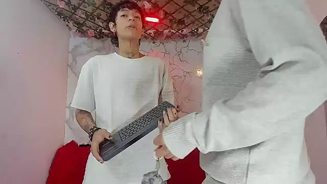 Bastian boyshot77 online show from 04-17-26, 07:28