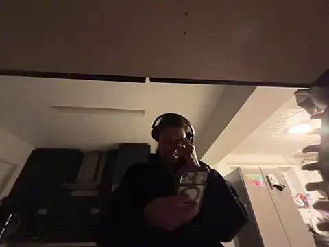 DarkAngelz1 online show from 05-18-26, 11:32