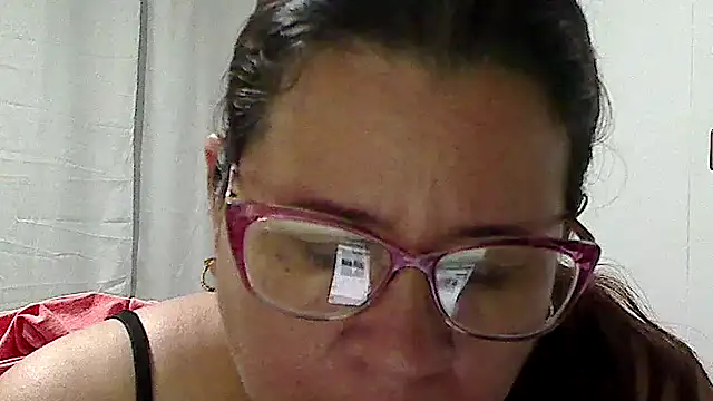 luciana69hot online show from 04-06-26, 06:09