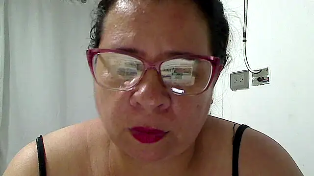Snapshot of luciana69hot chatting on 06-25-26, 10:25 luciana69hot online show from 06-25-26, 10:25