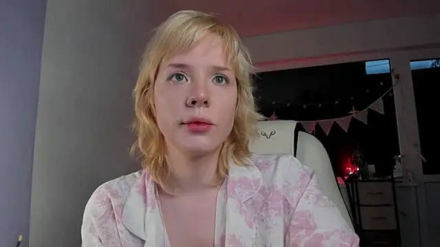  CuteAsFuck  online show from 11-23-25, 11:21