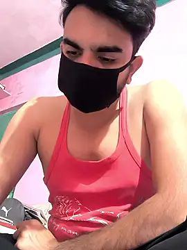 Snapshot of Riyansh_mehta chatting on 01-07-26, 04:31 Riyansh mehta online show from 01-07-26, 04:31