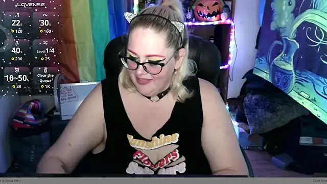 Snapshot of Kinky_Witch chatting on 06-20-26, 06:22 Kinky Witch online show from 06-20-26, 06:22