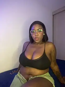 Alexia 24 online show from 05-25-26, 01:11