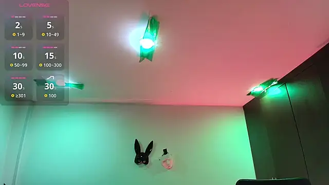 Axel-xoxo online show from 12-23-25, 03:48