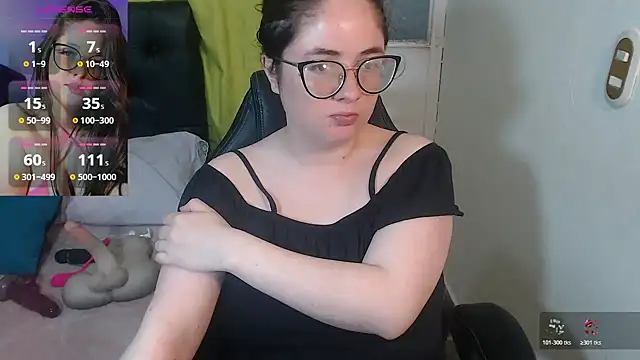 KrystalAdams online show from 04-08-26, 01:11