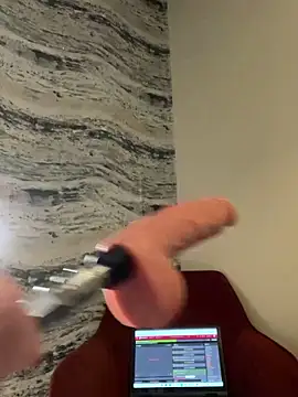 Snapshot of sensual_scottish_isla chatting on 09-22-25, 10:06 sensual scottish isla online show from 09-22-25, 10:06