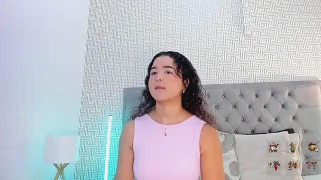 Snapshot of Evaa_Lunna_ chatting on 04-28-26, 08:03 Evaa Lunna online show from 04-28-26, 08:03