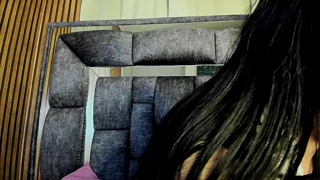 Cherry  Hot online show from 12-18-25, 03:56