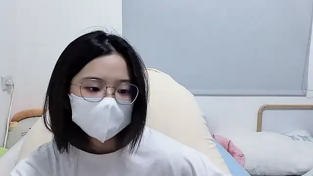 LHeart online show from 06-06-26, 02:11