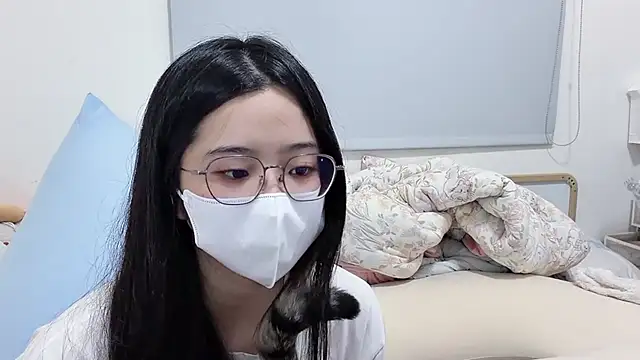 LHeart online show from 06-08-26, 01:55