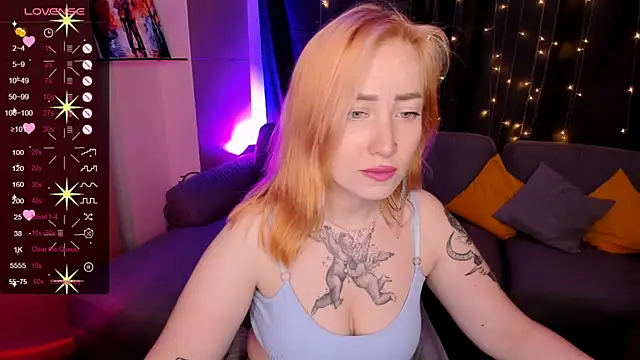 Snapshot of deboramoore chatting on 07-11-26, 02:03 deboramoore online show from 07-11-26, 02:03
