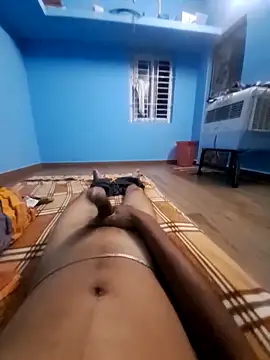 Snapshot of Tamilpayan00 chatting on 10-17-25, 05:15 Tamilpayan00 online show from 10-17-25, 05:15