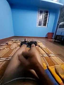 Snapshot of Tamilpayan00 chatting on 10-26-25, 12:16 Tamilpayan00 online show from 10-26-25, 12:16