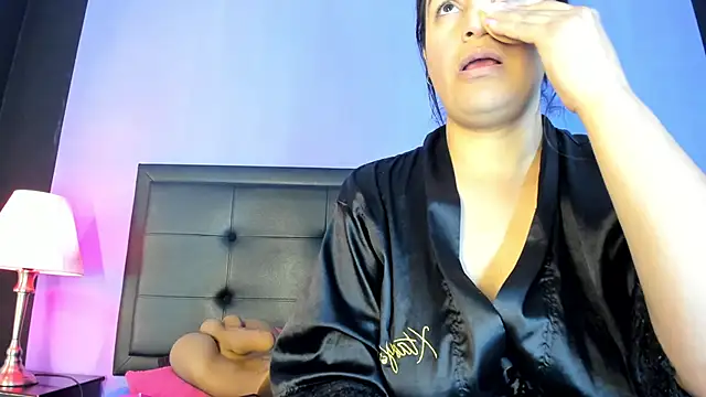 Snapshot of GreciaFox1 chatting on 07-01-26, 02:40 GreciaFox1 online show from 07-01-26, 02:40