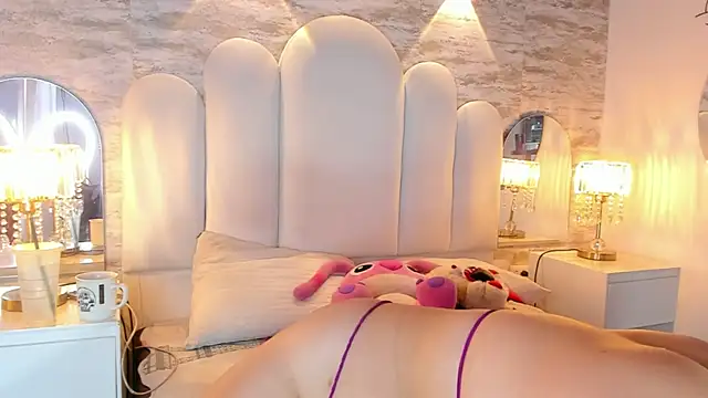 Yassy vazquez online show from 02-04-26, 07:42