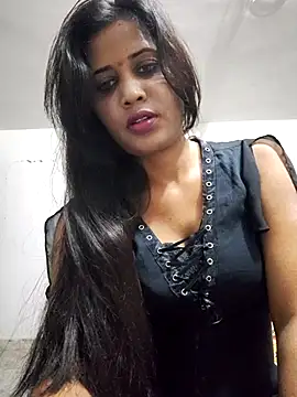 cute radhikaa online show from 03-31-26, 11:43
