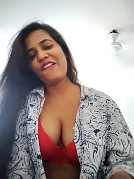 cute radhikaa online show from 04-18-26, 09:57