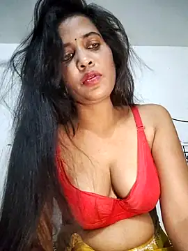 cute radhikaa online show from 04-22-26, 07:48