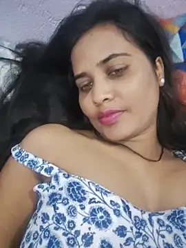 cute radhikaa online show from 06-13-26, 08:23