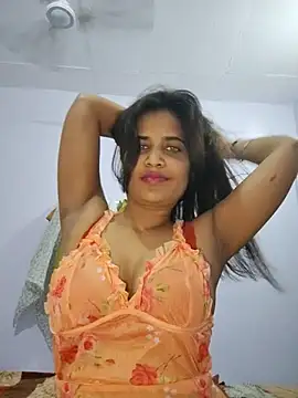 cute radhikaa online show from 07-10-26, 09:12