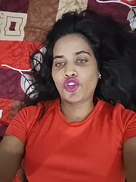 cute radhikaa online show from 07-13-26, 06:33