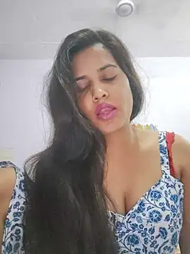 cute radhikaa online show from 07-19-26, 11:03