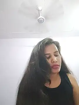 cute radhikaa online show from 07-26-26, 09:43