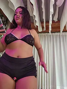 Yessica Lopezz online show from 04-13-26, 12:43