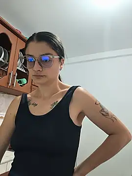 Coralinne   online show from 07-09-26, 03:38