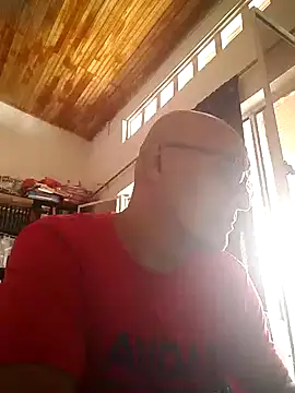 Snapshot of jorge406 chatting on 05-03-26, 02:45 jorge406 online show from 05-03-26, 02:45