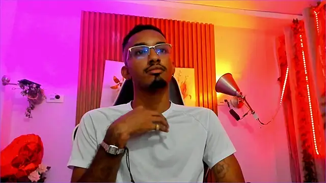 Darwin mayo online show from 09-16-25, 05:14