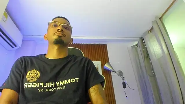 Darwin mayo online show from 05-16-26, 05:45